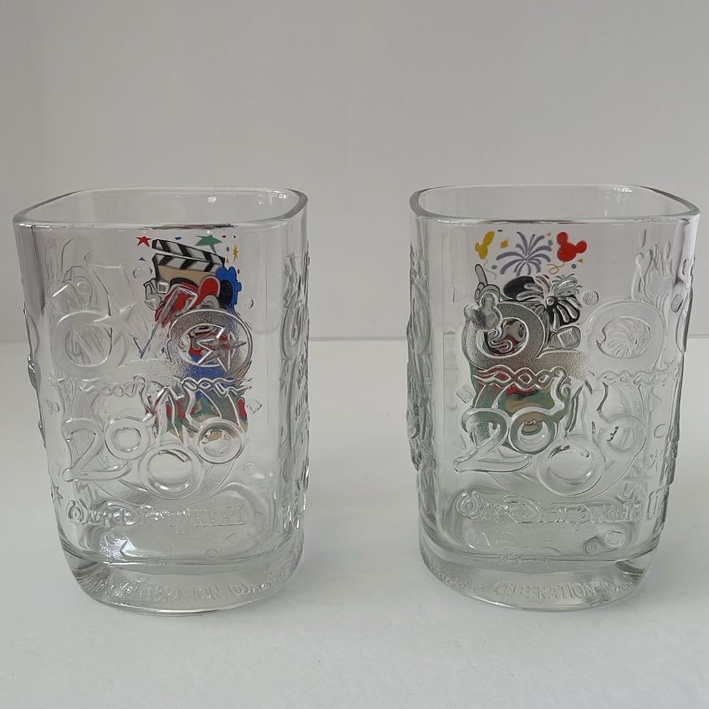Disney Collector Glasses from the Year 2000 - Picture 7 of 16